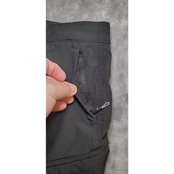 Volcom Men's Sz 28 Surf & Turf 4 Way Stretch Chino Shorts Black C4-19 - Picture 3 of 10